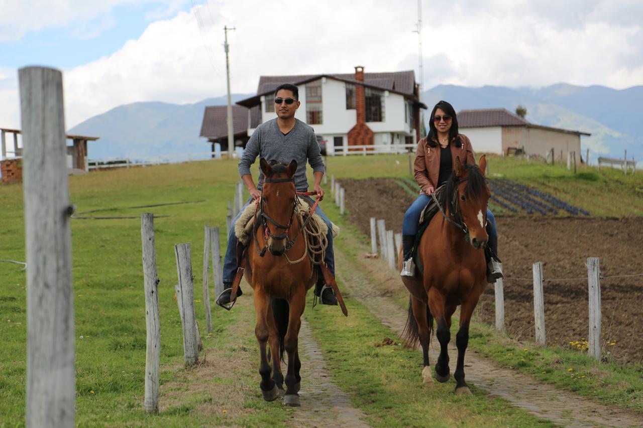 Hosteria Loma Larga Cayambe Luaran gambar